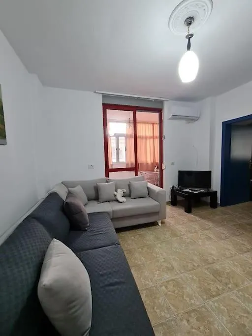 Beach Apartment ドゥラス
